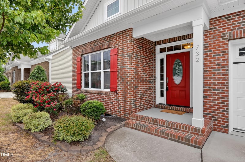 732 Varina Ln, Fuquay Varina, NC 27526
