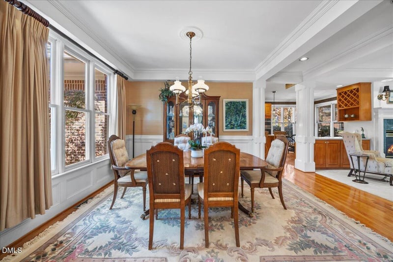 73219 Burrington , Chapel Hill, NC 27517