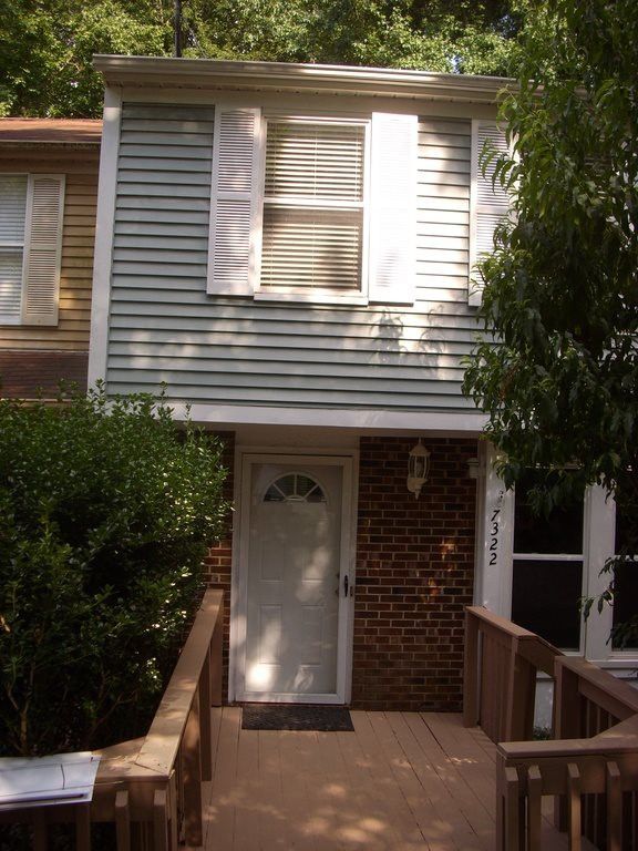 7322 Summerland Dr, Raleigh, NC 27612