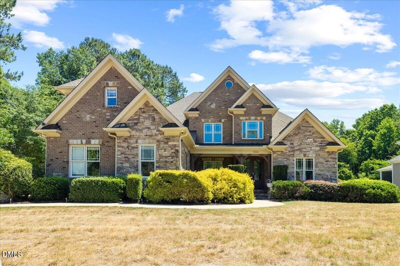 7324 Sparhawk Rd, Wake Forest, NC 27587