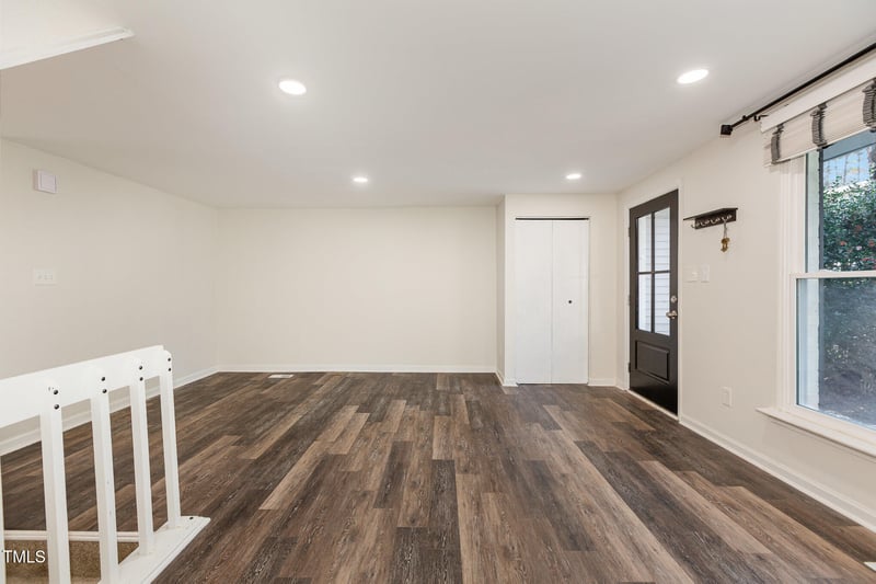 7324 Summerland Dr, Raleigh, NC 27612