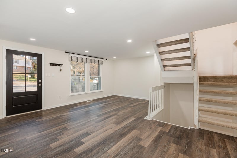 7324 Summerland Dr, Raleigh, NC 27612