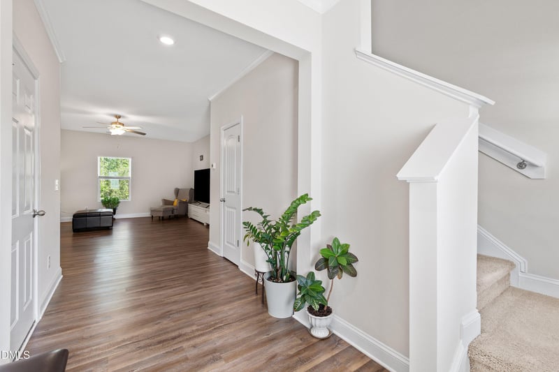 7324 Vanover Dr, Raleigh, NC 27604