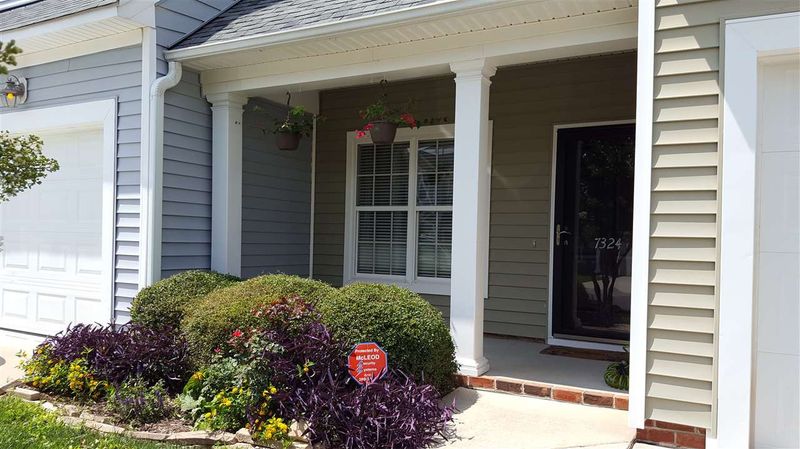 7324 Water Willow Dr, Raleigh, NC 27617