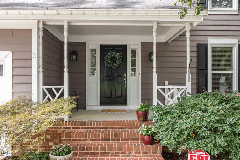 7325 Massachusetts Ct, Raleigh, NC 27615