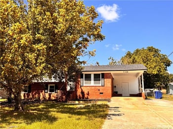 7326 Hyannis Dr, Fayetteville, NC 28304