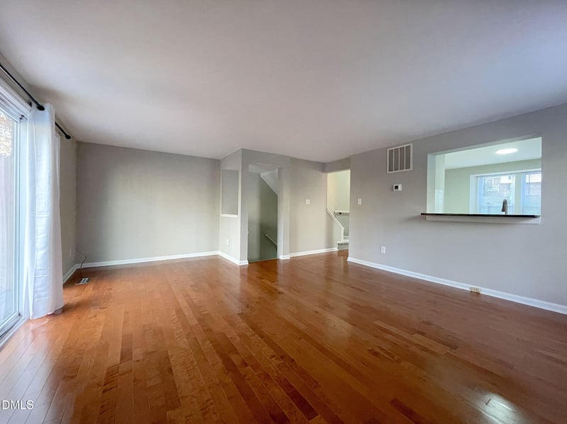 7328 Summerland Dr, Raleigh, NC 27612