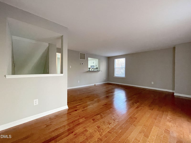 7328 Summerland Dr, Raleigh, NC 27612