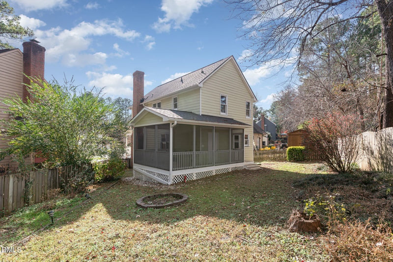 7329 Bassett Hall Ct, Raleigh, NC 27616