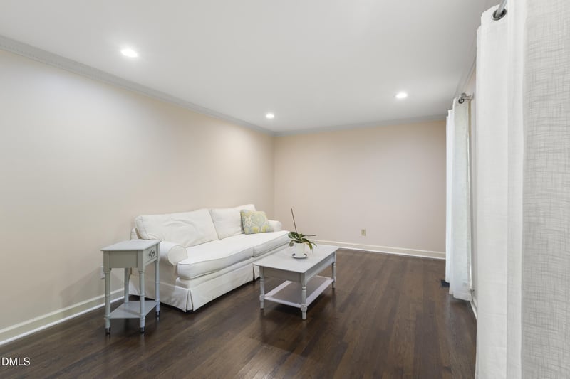 733 Bennington Dr, Raleigh, NC 27615