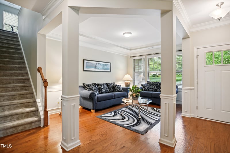 733 Bluffcreek Dr, Fuquay Varina, NC 27526