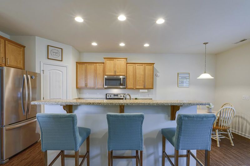 733 Maypearl Ln, Raleigh, NC 27610