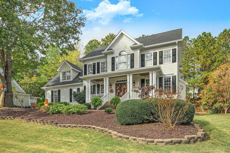 733 Parkridge Dr, Clayton, NC 27527