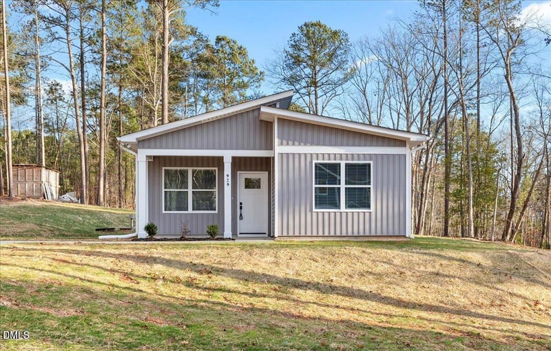 733 Shepard School Rd, Zebulon, NC 27597