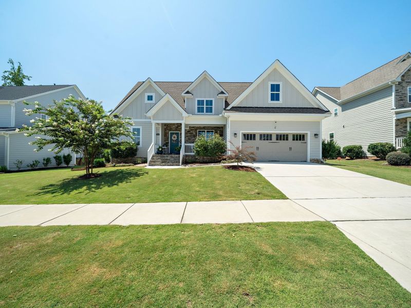 733 Sparrowhawk Ln, Wake Forest, NC 27587