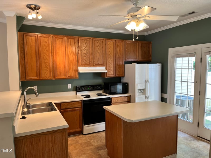 7331 Bonnie Ridge Ct, Raleigh, NC 27615