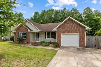 7332 Beaver Run Dr, Fayetteville, NC 28314