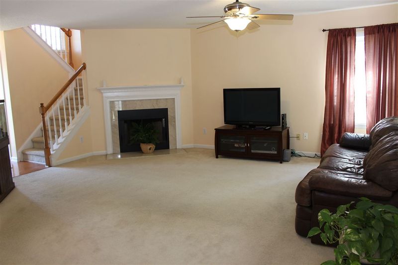 7332 Brighton Village Dr, Raleigh, NC 27616