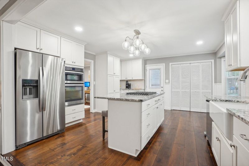 7332 Mill Ridge Rd, Raleigh, NC 27613