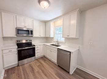 7333 Barberry Ct, Raleigh, NC 27615