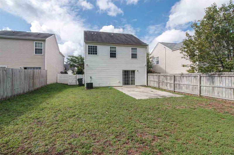 7333 Brighton Hill Ln, Raleigh, NC 27616