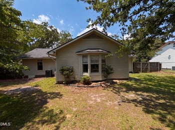 7334 Pebblebrook Dr, Fayetteville, NC 28314