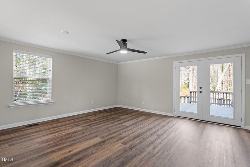7336 Shellburne Dr, Raleigh, NC 27612