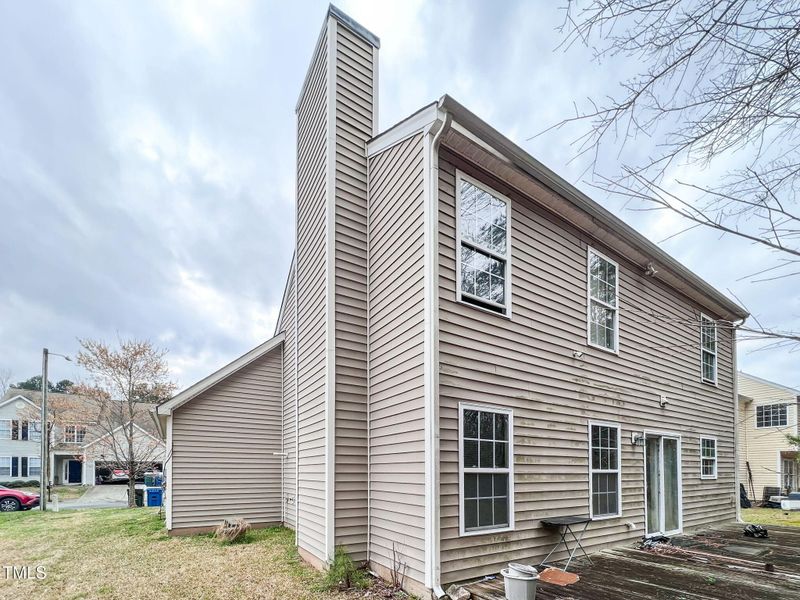 734 Big Twig Ln, Durham, NC 27703