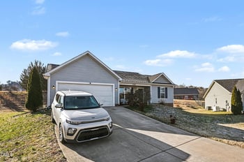 734 Coley Ct, Burlington, NC 27217