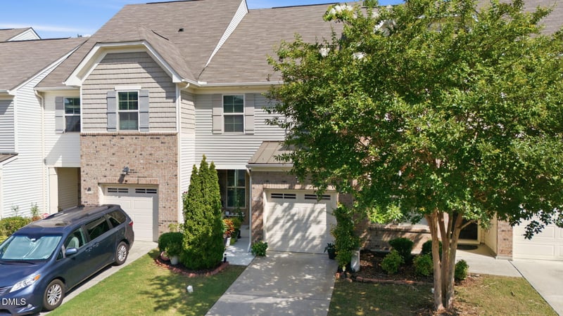 734 Davenbury Way, Cary, NC 27513