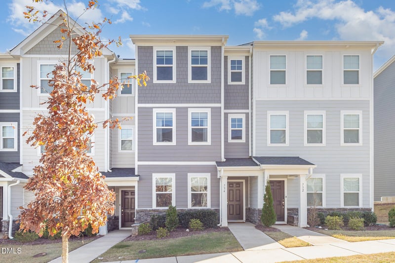 734 Gimari Dr, Wake Forest, NC 27587