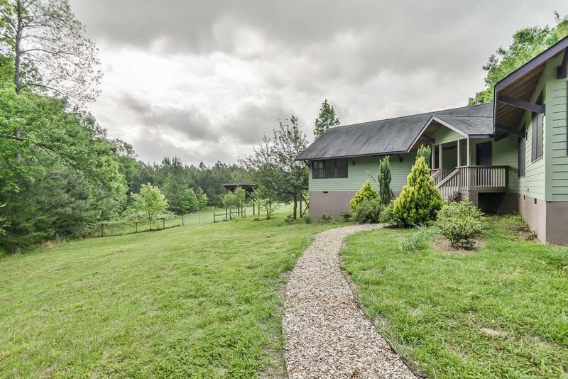 734 Joseph Ct, Hillsborough, NC 27278