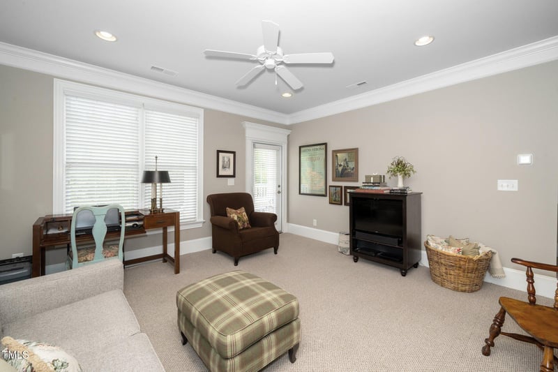 734 Portstewart Dr, Cary, NC 27519