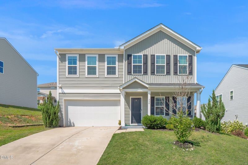 734 Rolling Creek Cir, Clayton, NC 27520