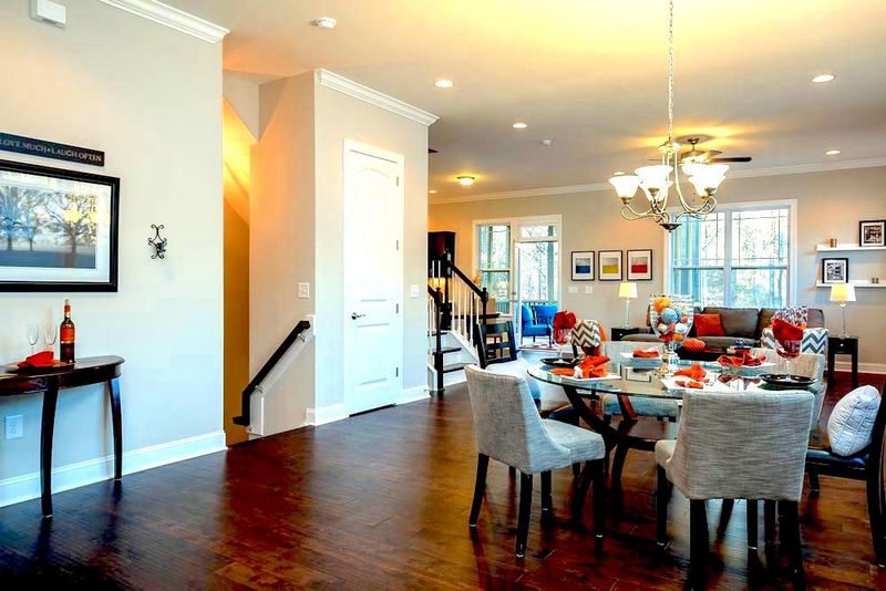 734 Toms Creek Rd, Cary, NC 27519