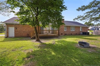 7340 Reedy Creek Dr, Fayetteville, NC 28314
