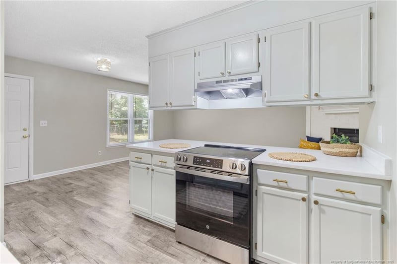 7349 Pebblebrook Dr, Fayetteville, NC 28314