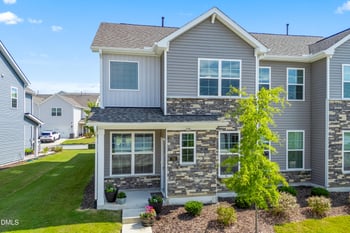 735 Andrade Dr, Fuquay Varina, NC 27526