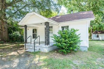735 Everett St, Burlington, NC 27215