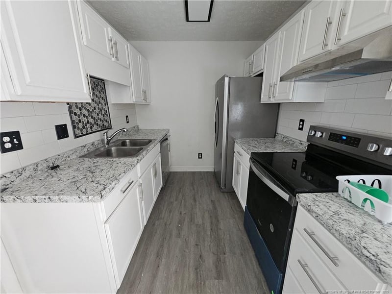 735 Hedgelawn Way, Fayetteville, NC 28311
