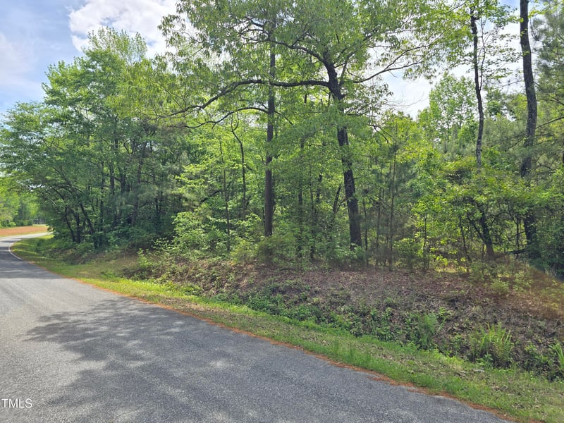 735 Old Williams Rd, Four Oaks, NC 27524