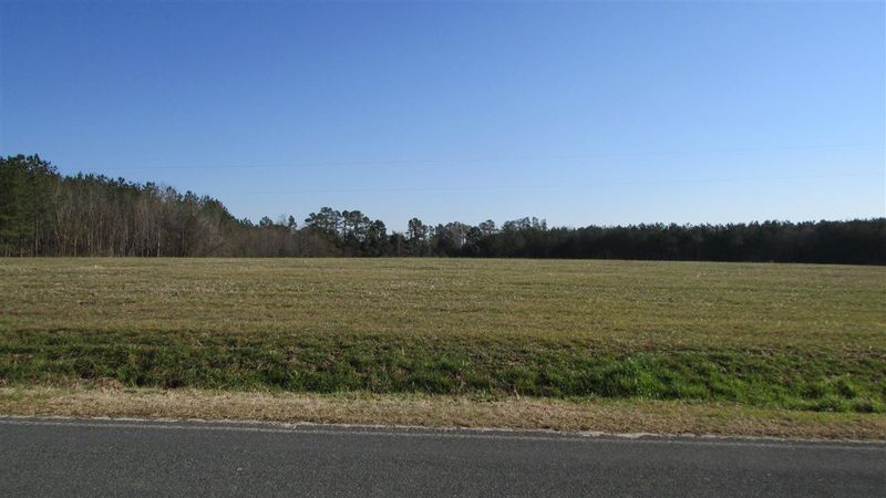 735 Perry Rd, Zebulon, NC 27597