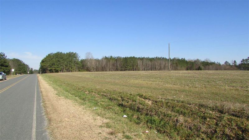735 Perry Rd, Zebulon, NC 27597