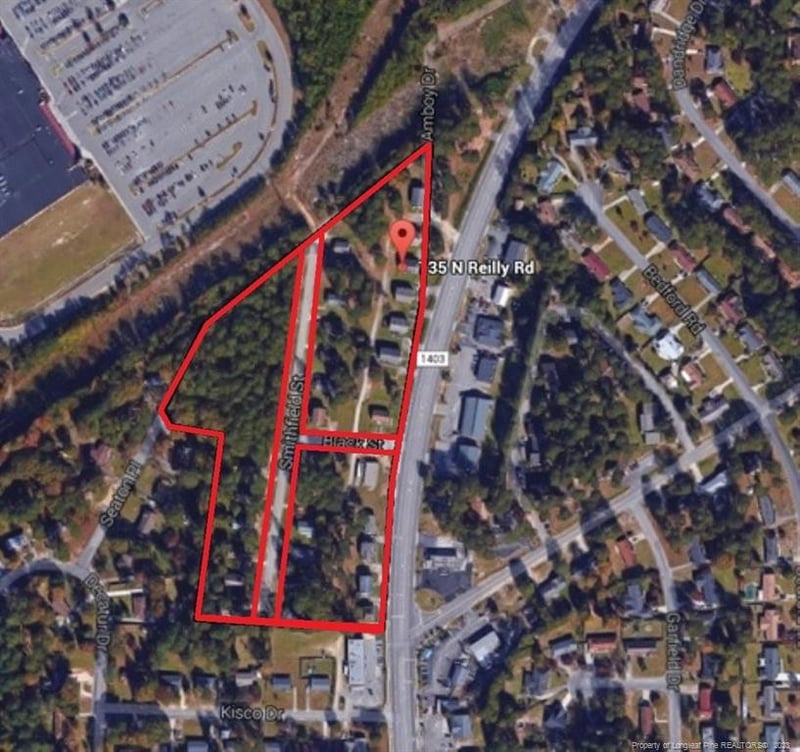 735 Reilly Rd, Fayetteville, NC 28303