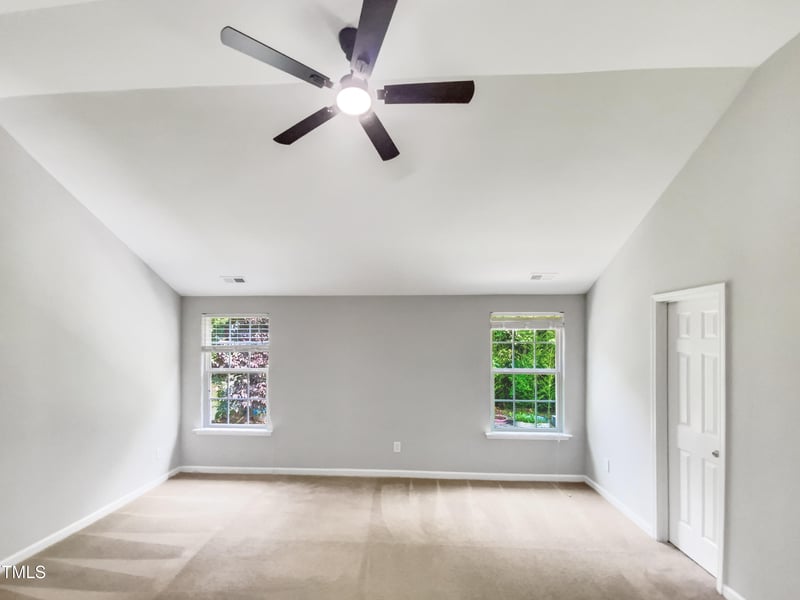 735 Sycamore Springs Dr, Fuquay Varina, NC 27526