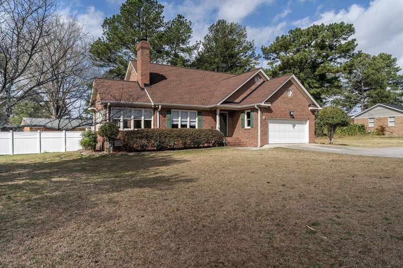 735 N Willow St, Angier, NC 27501