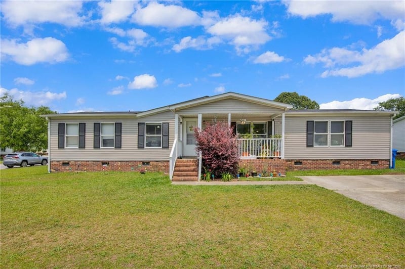 7350 April Dr, Fayetteville, NC 28314