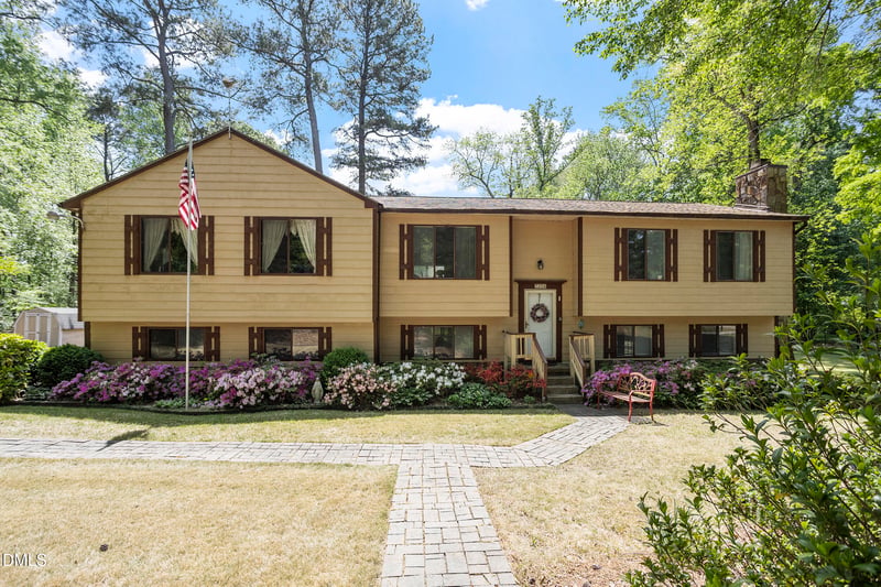 7356 Berkshire Downs Dr, Raleigh, NC 27616