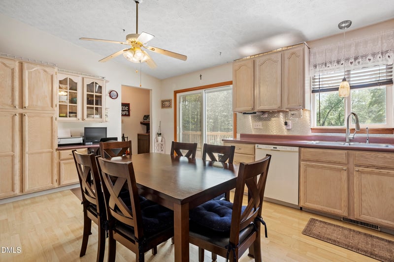 7356 Berkshire Downs Dr, Raleigh, NC 27616