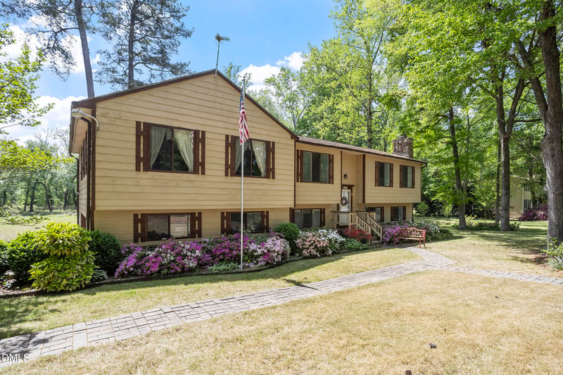 7356 Berkshire Downs Dr, Raleigh, NC 27616